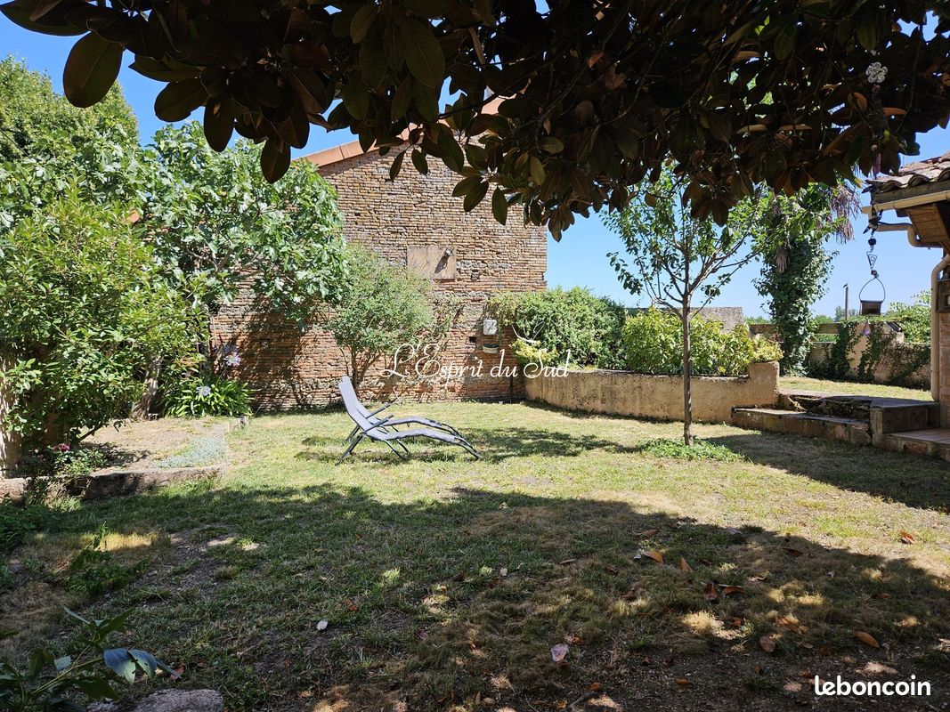 Maison 7 pièces 230 m² · à Rabastens · 230 m² · 371 000 €