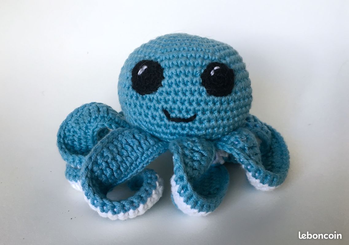 Peluche pieuvre moyenne au crochet (image 5)