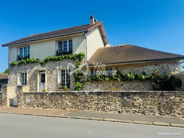 Maison 5 pièces 185 m² · à Orphin · 185 m² · 555 000 €