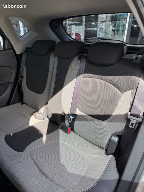 Captur 1.5DCi 90CV Bluetooth / clim / GPS (image 5)