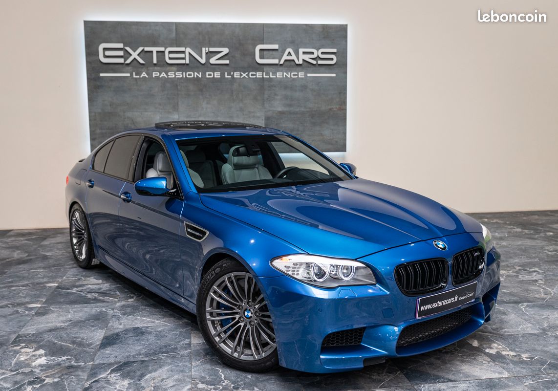 BMW M5 (F10) 4.4 V8 560CV DKG 7 - Bleu Monte Carlo - Avec 21.000 Kms & TVA Apparente - Etat Collection - Garantie 12 Mois (image 3)