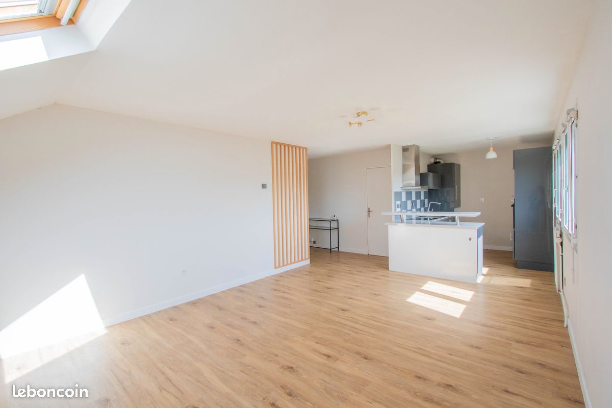 Appartement 3 pièces 70 m² · à Angers · 70 m² · 820 €