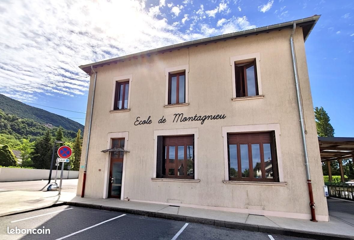 Appartement 3 pièces 64 m² · à Montagnieu · 64 m² · 550 €