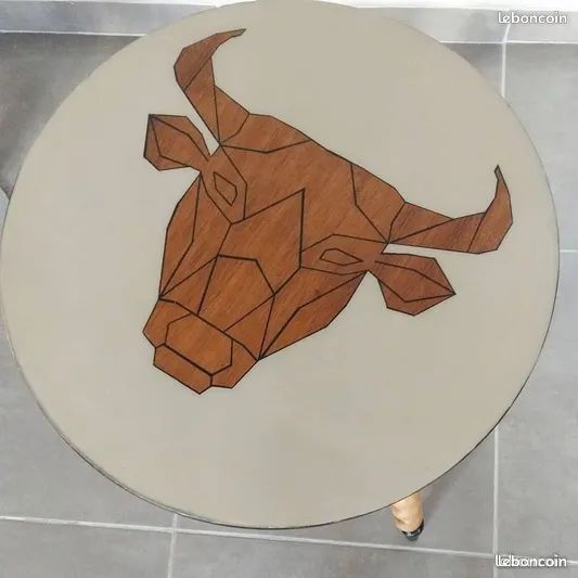 Table (image 3)