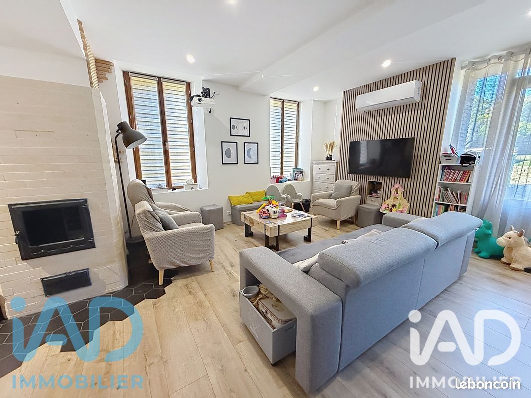 Maison 6 pièces 150 m² · à Aix-Villemaur-Pâlis · 150 m² · 205 000 €