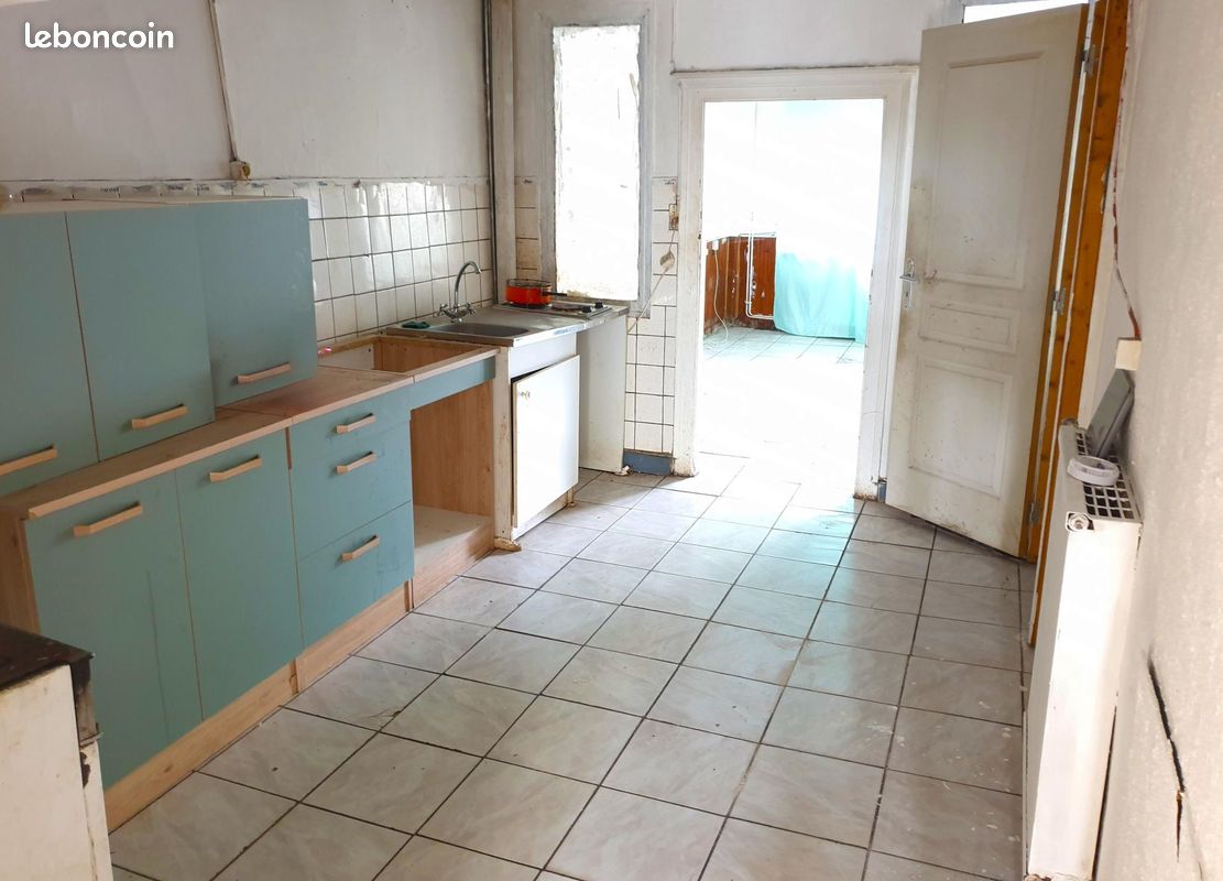 Immeuble 172 m² · à Saint-Loup-sur-Semouse · 172 m² · 29 000 €