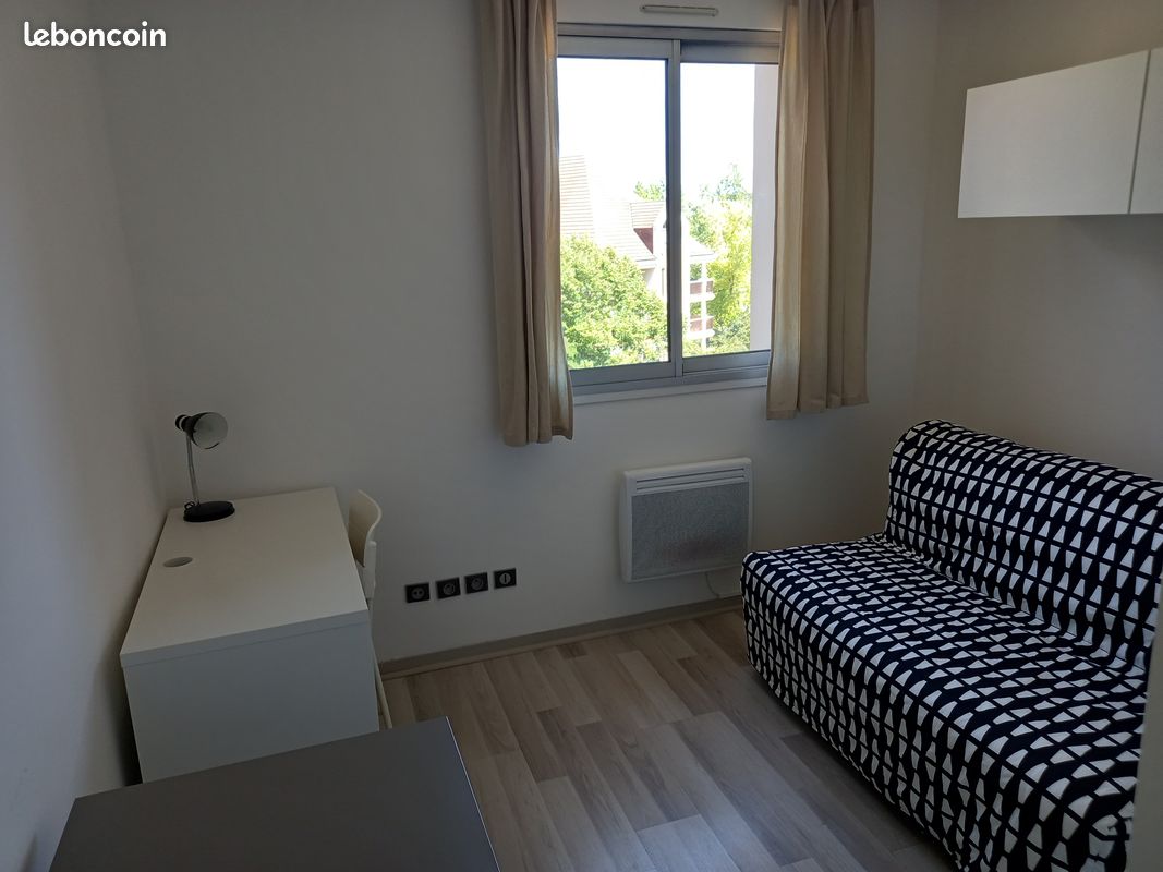 Appartement 1 pièce 13 m² · à Dijon · 13 m² · 375 €
