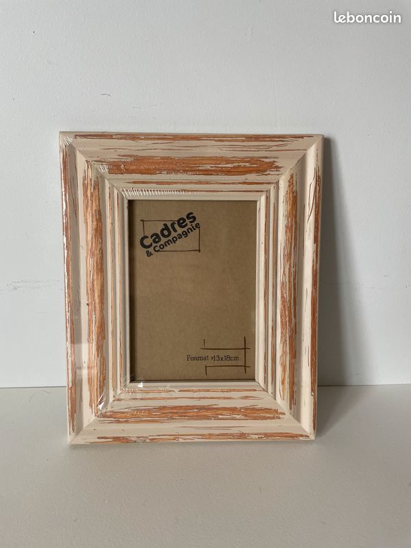 Cadre Photo En Bois Naturel Teinté Crème Avec Liséré Or Satiné – Format A4 (21x29,7cm) – Neuf Sous Emballage