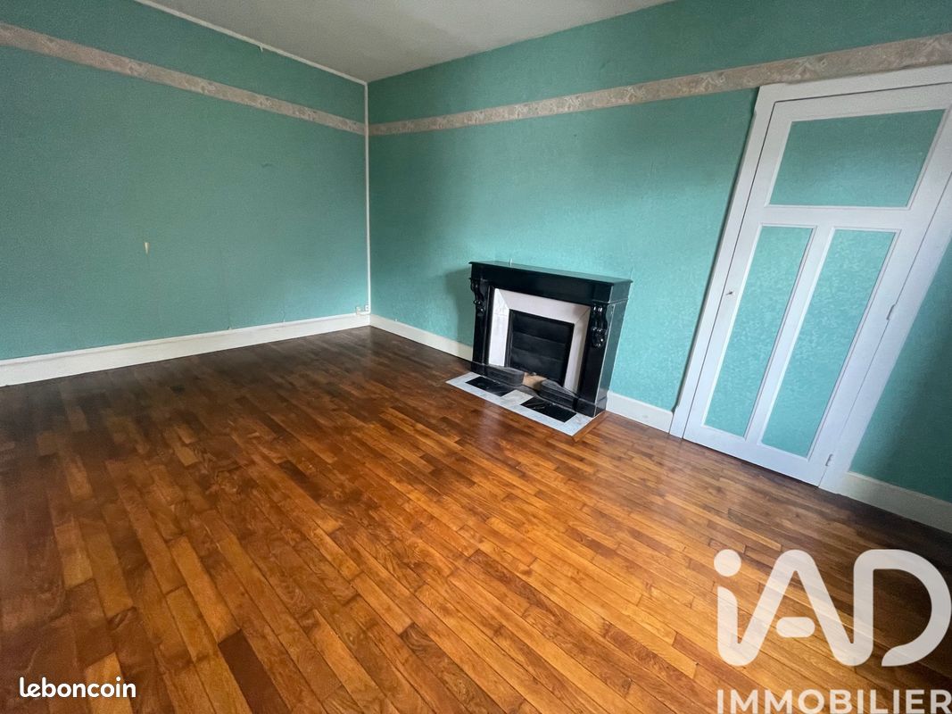 Appartement 6 pièces 145 m² à Chaumont