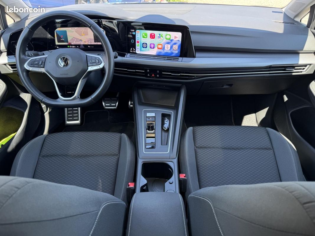 VOLKSWAGEN GOLF 8 VIII 2.0 TDI 116ch DSG 7 Active Pano Matrix Navi CarPlay Acc Siege Chauffant (image 4)