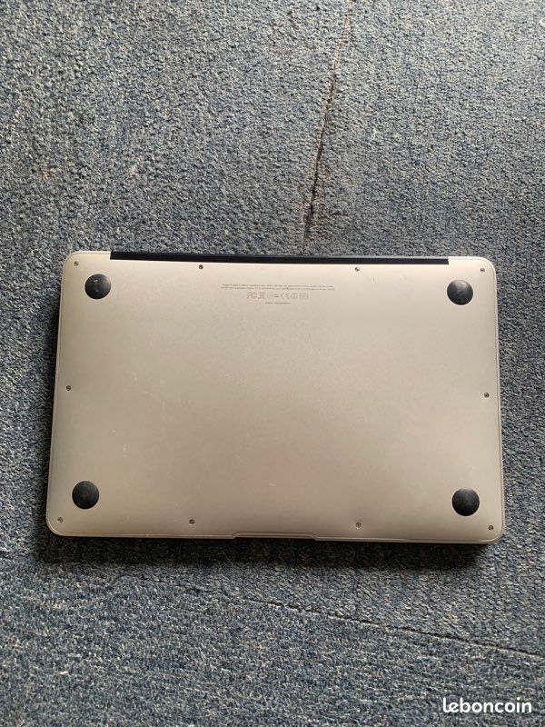 MacBook Air 11" pour pièces (image 4)