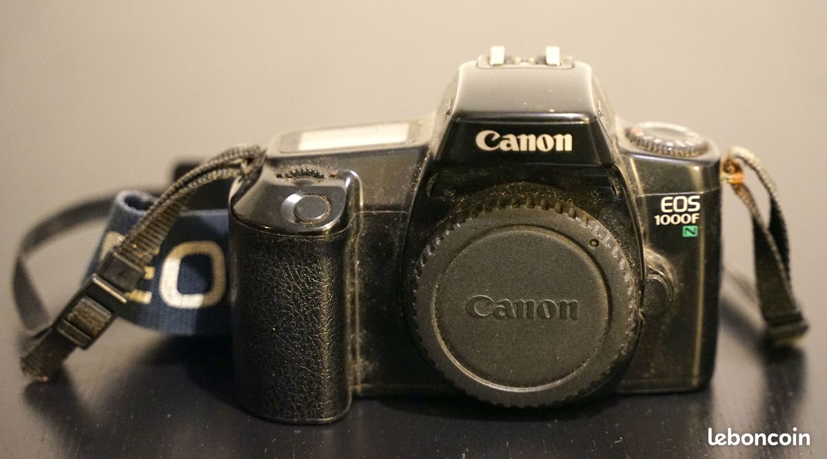 Appareil argentique CANON EOS 1000 F-n avec flash CANON 300EZ. Très bon état - Photo, audio & vidéo