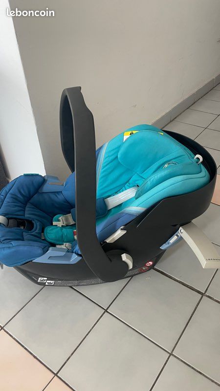 Cosy cybex Aton 5 siège auto deplaçable (image 4)