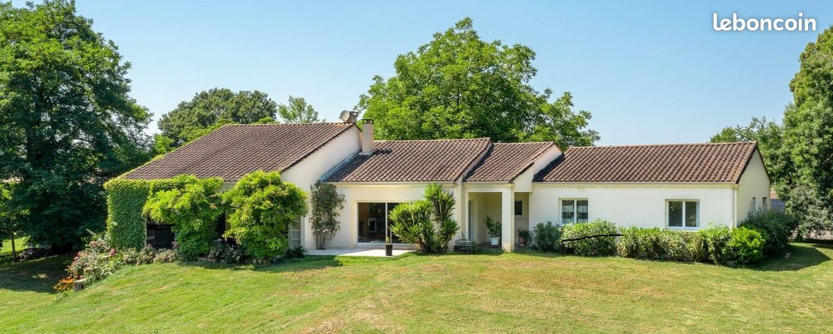Maison 8 pièces 220 m² · à Lédat · 220 m² · 470 000 €