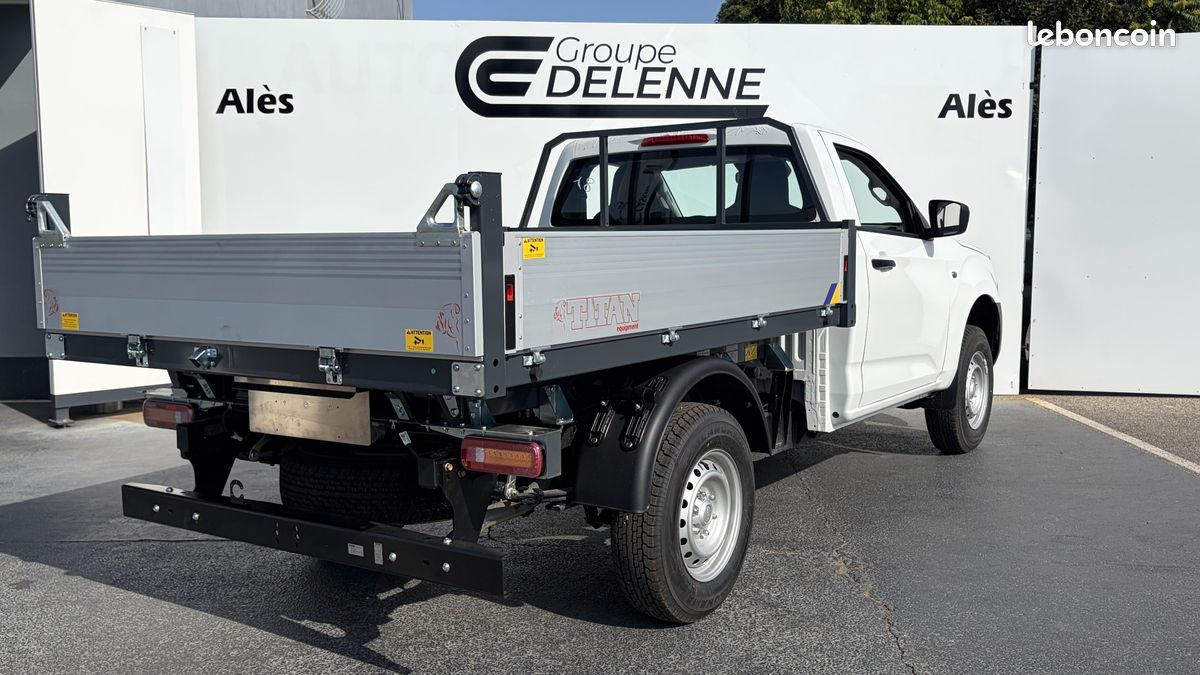 Isuzu d-max single cabine m/t b-strong (image 6)
