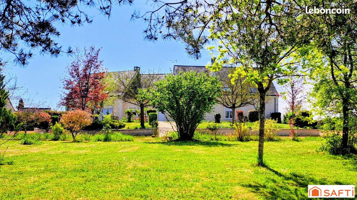 Maison 15 pièces 355 m² · à Tours · 355 m² · 560 000 €
