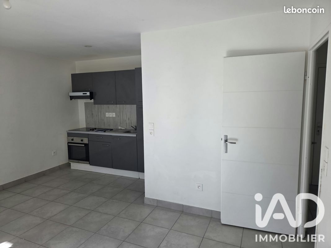 Appartement 2 pièces 44 m² · à Villemomble · 44 m² · 911 €/mois