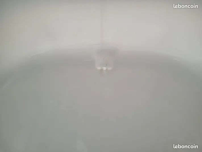 Table à langer / Baignoire (image 4)