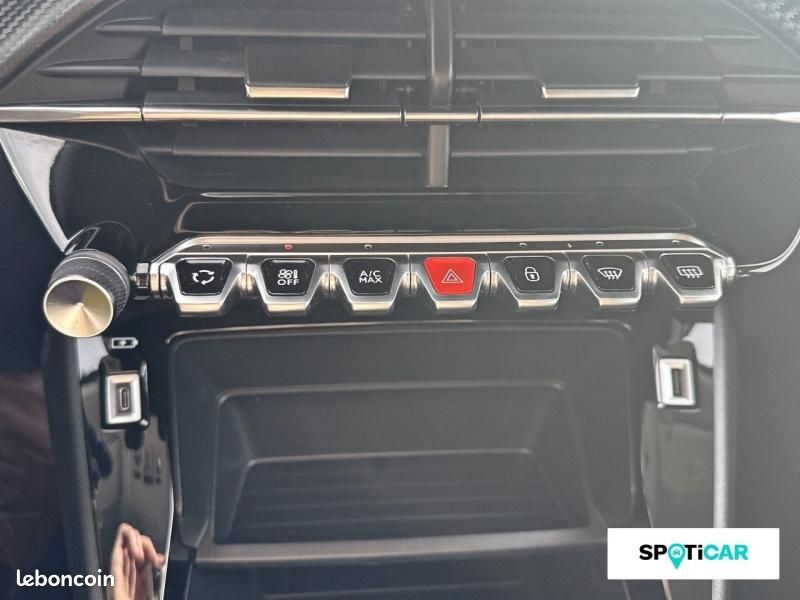 Peugeot 2008 1.5 BlueHDi 110 Active / GPS + CAR PLAY (image 16)