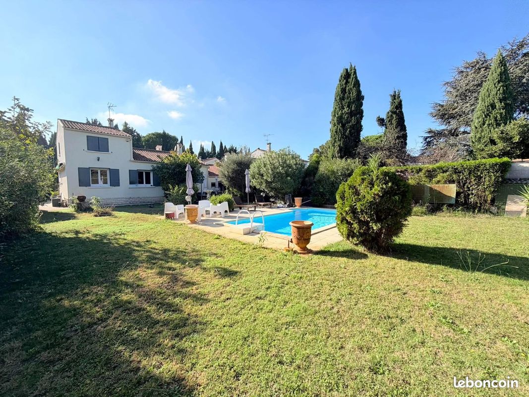 Maison 4 pièces 107 m² · à Arles · 107 m² · 380 000 €