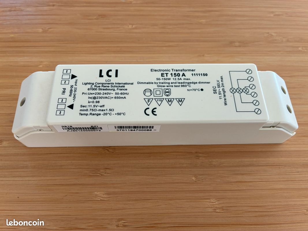 Transformateur LCI ET 3-60 C 10-60W Pour Halogène - 230V/12V, Occasion Avec Traces De Peinture