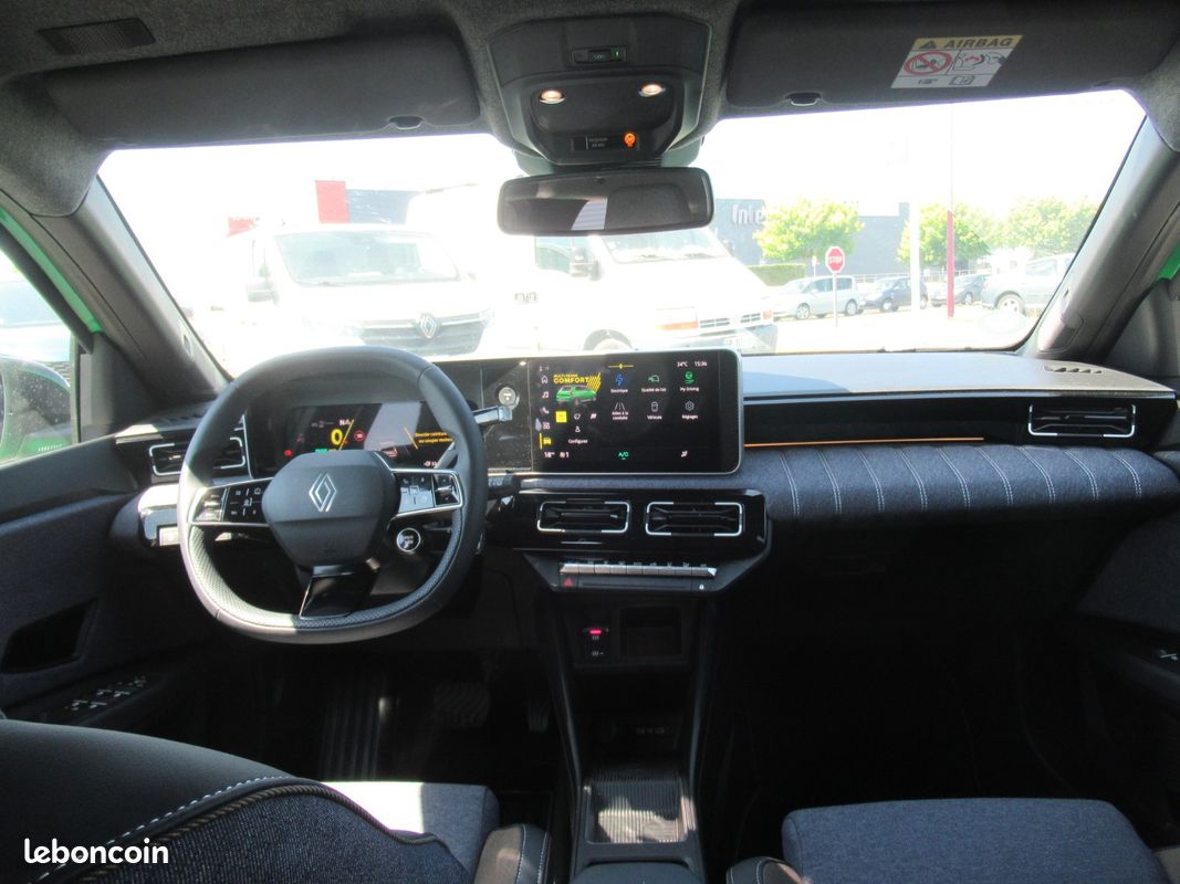 Renault RENAULT 5 E-TECH 120 CV autonomie urbaine Techno 120 autonomie urbaine Techno (image 3)