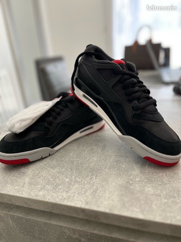 Basket Jordan Nike Air Jordan 4 RM (image 1)