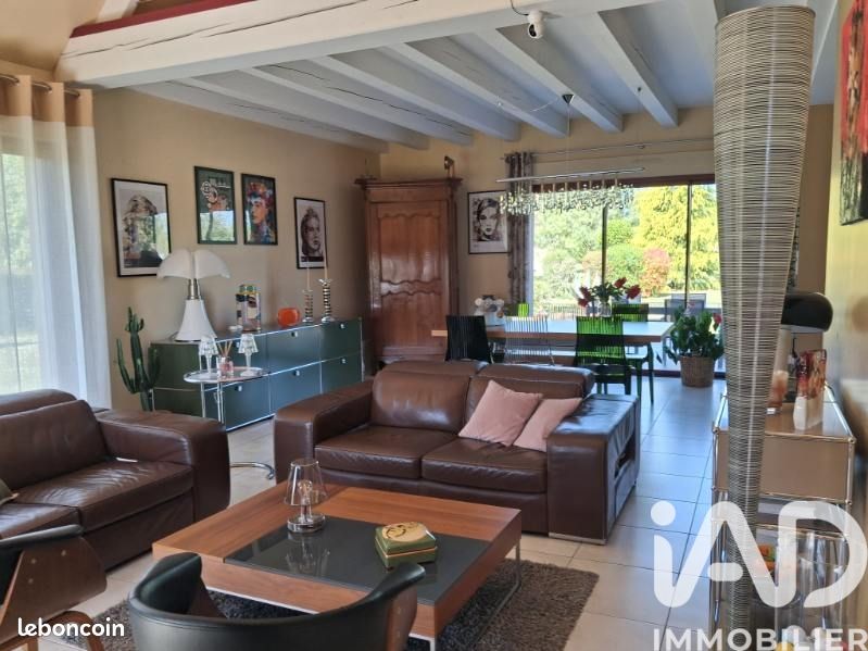 Maison 5 pièces 171 m² (image 1)