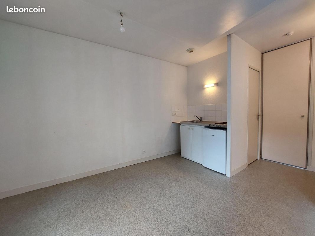 Appartement 1 pièce 20 m² · à Angers · 20 m² · 450 €
