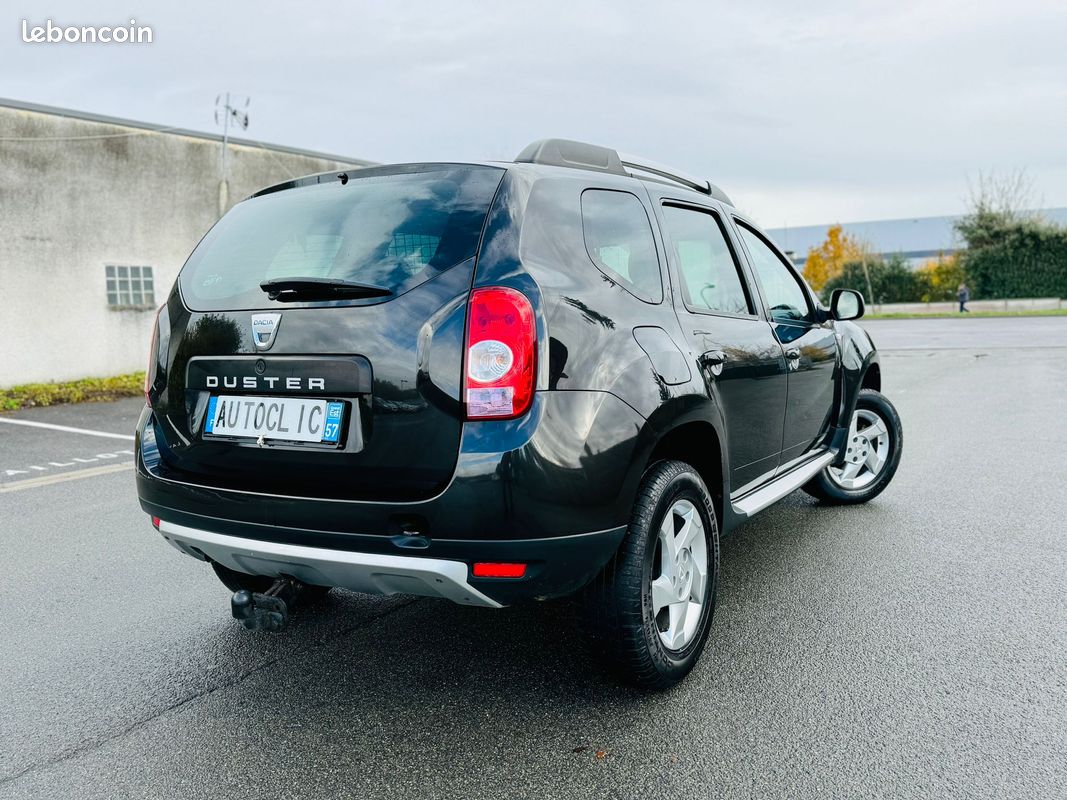 DACIA Duster SUV 1.6 i 4x2 16V 105 cv pare-buffle