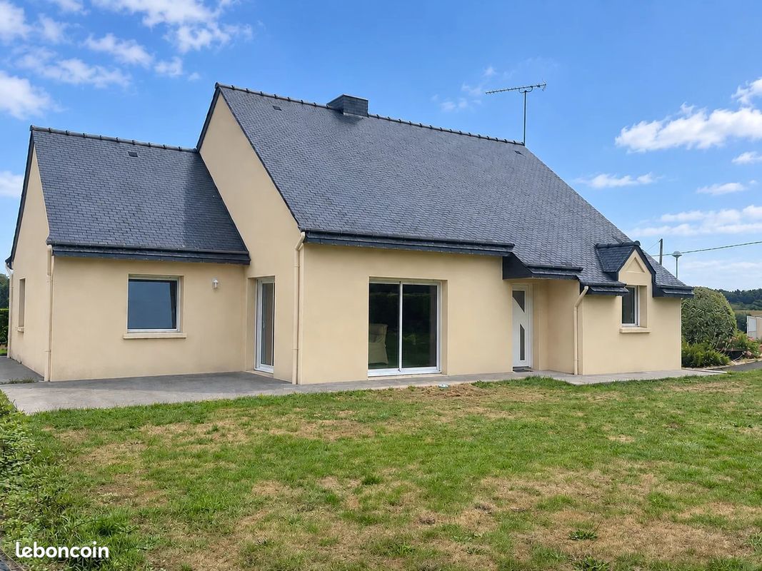 Maison 4 pièces 112 m² · à Ploumagoar · 112 m² · 910 €/mois