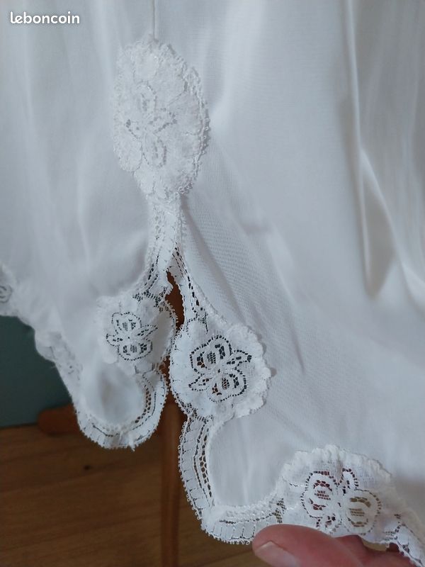 jolie combinaison & fond de robe vintage jolie dentelle T48 ref 348TT