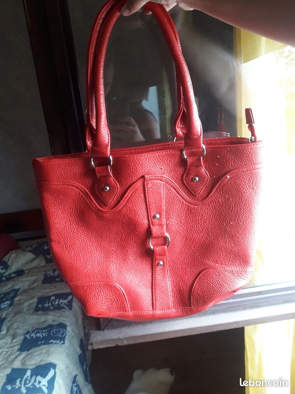 Vend 3 sacs à mains (image 2)