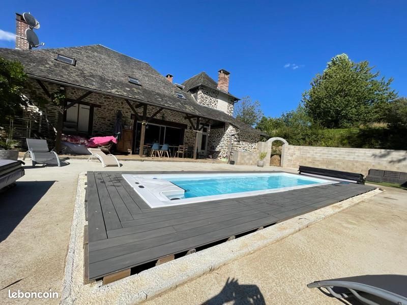 Maison 6 pièces 211 m² · à Uzerche · 211 m² · 650 000 €