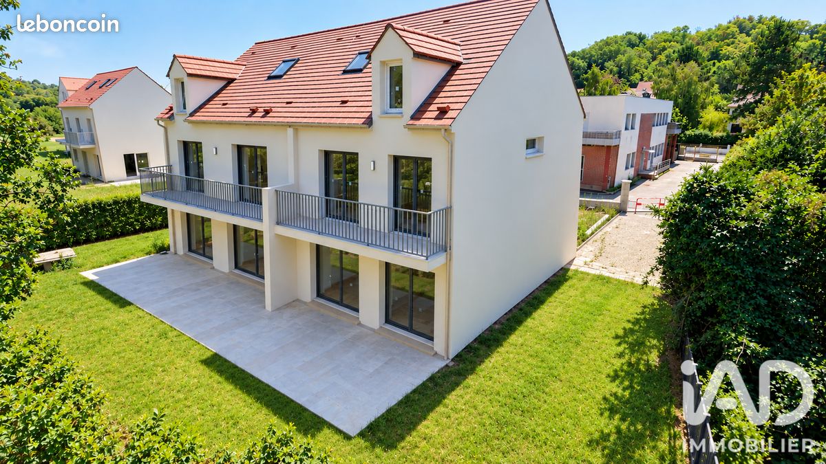 Maison 6 pièces 181 m² · à Maule · 181 m² · 535 000 €