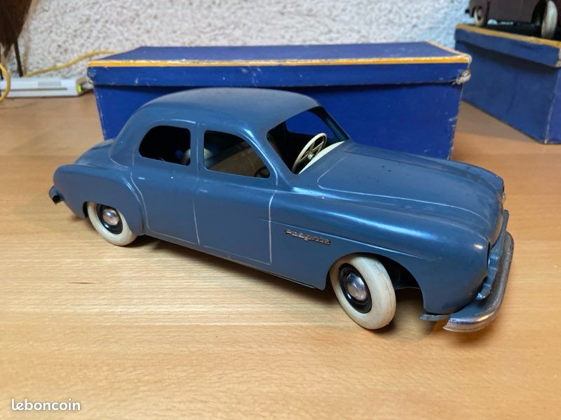 Collection RARE CIJ Renault Frégate 32 Cm N°5.51, échelle 1:14, Métal, Couleur Grise