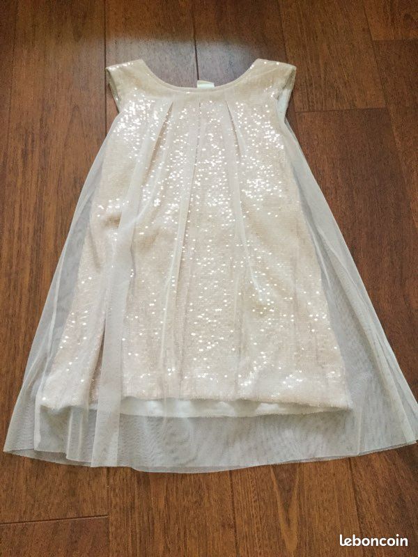 Robe Zara à sequins 7/8 ans (image 1)