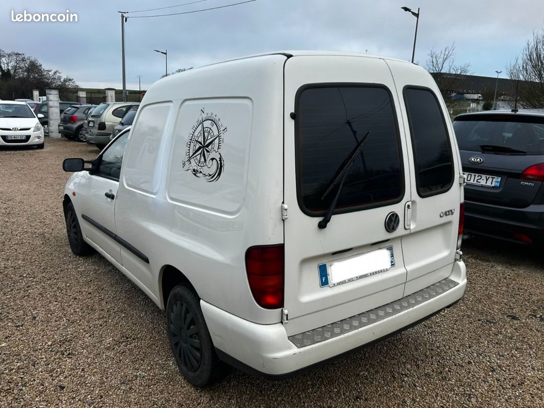 VOLKSWAGEN CADDY FOURGON 1.9 D 65 cv (image 7)