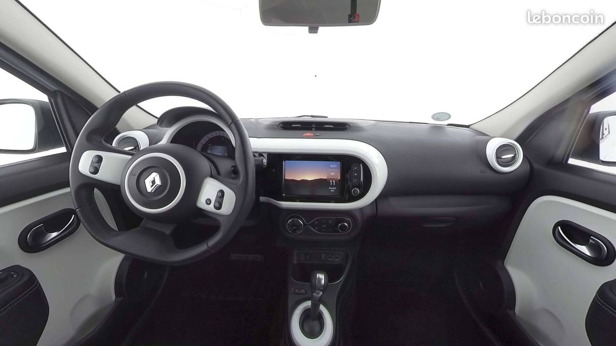 Renault twingo iii e tech equilibre (image 3)