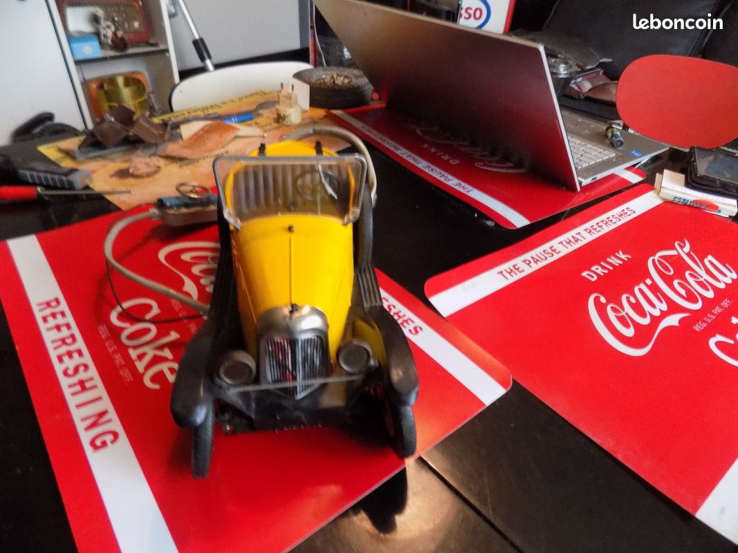 Citroën 5 HP Spirou et les héritiers 1/43 Atlas Gris/Jaune Plastique