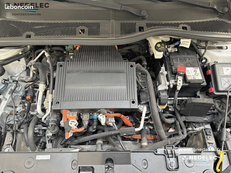 Peugeot 208 e-208 136ch Style (image 12)