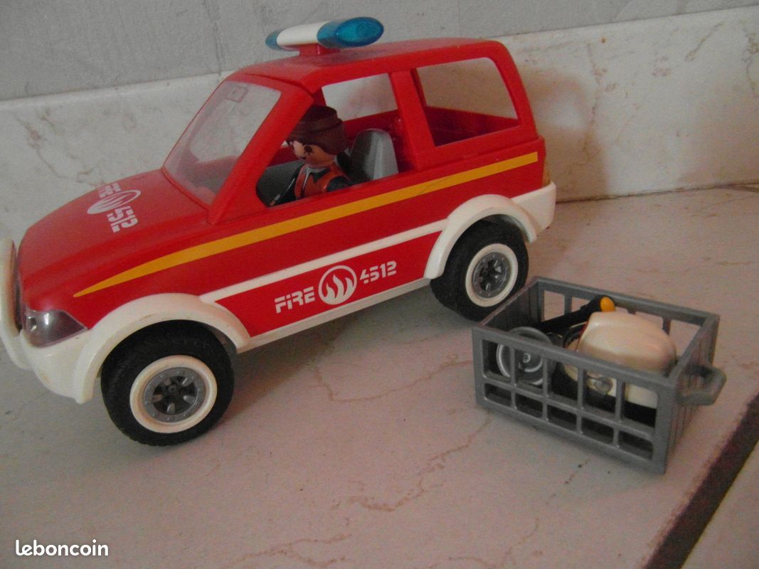 Voiture pompier playmobil 4822 (image 2)