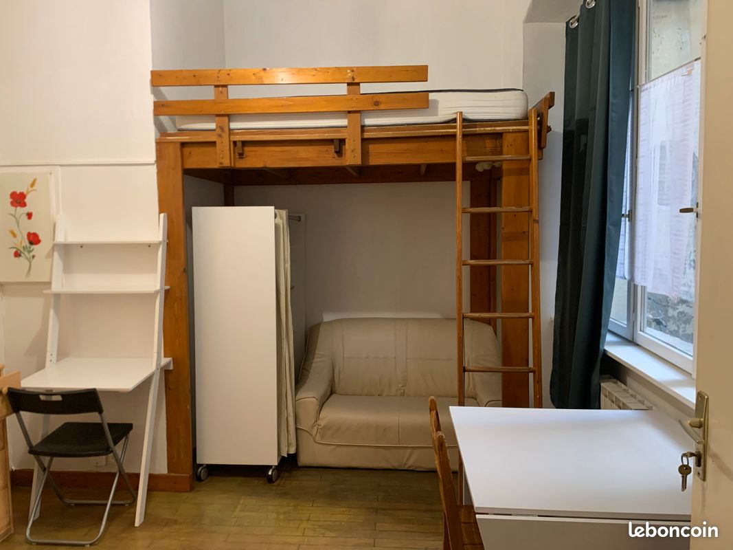 Appartement 1 pièce 14 m² · à Chambéry · 14 m² · 425 €