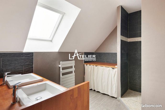 https://img.leboncoin.fr/api/v1/lbcpb1/images/60/c3/d6/60c3d6760536be4b93b6a994837178621351ce32.jpg?rule=ad-image