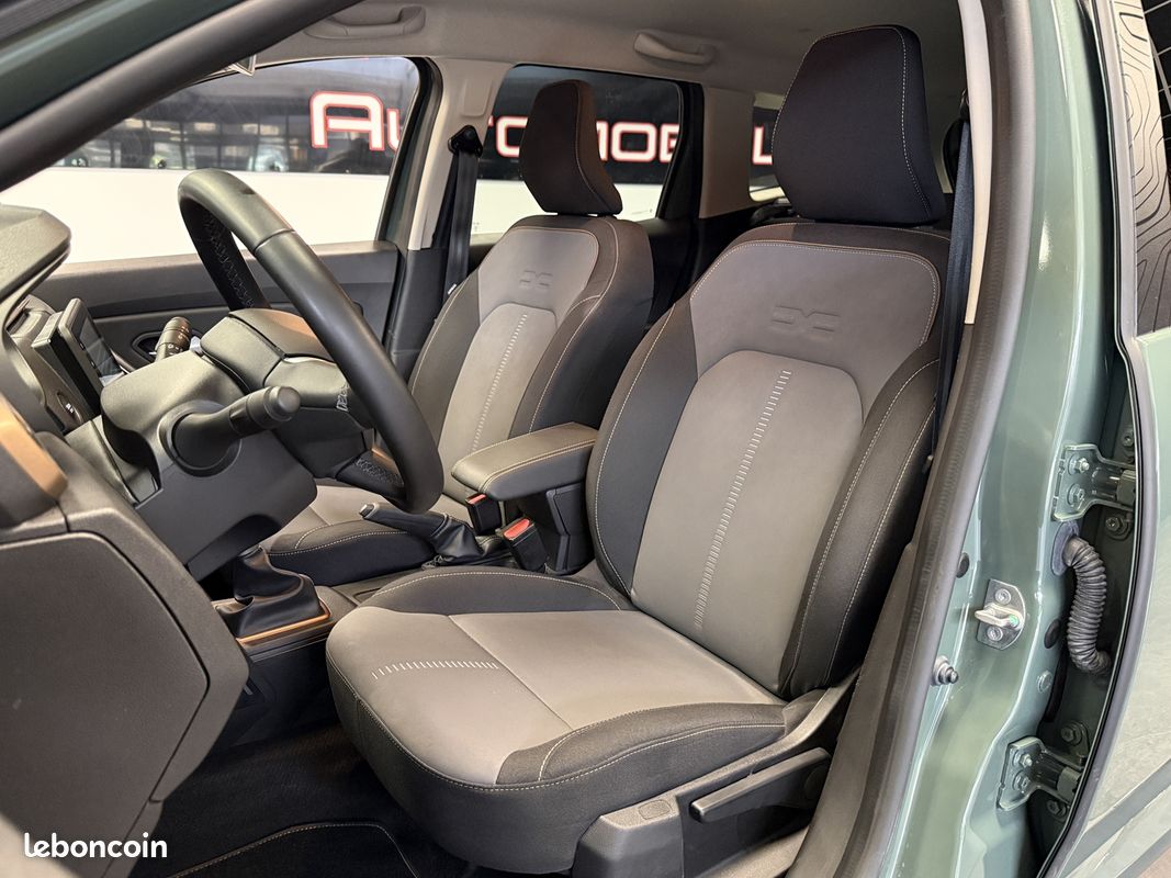 Dacia DUSTER 1.3 TCE 150CV BVA 4X2 PACK EXTREME / GPS / CAMERA / CARPLAY (LAURENT AUTO) (image 14)