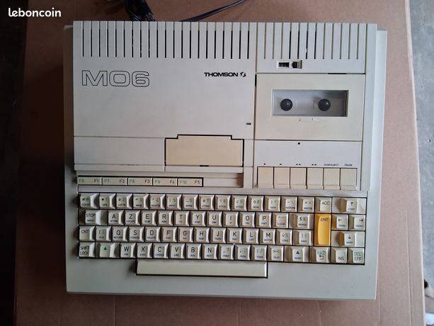 Ordinateur MO5 Thomson vintage - Consoles