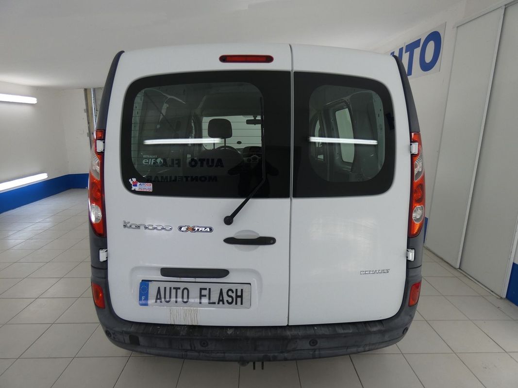 Occasion renault kangoo ii express 1.5 dci 90ch energy grand confort euro6  diesel blanc mineral fourgonnette 63290 puy guillaume- Garage Debus  Puy-Guillaume