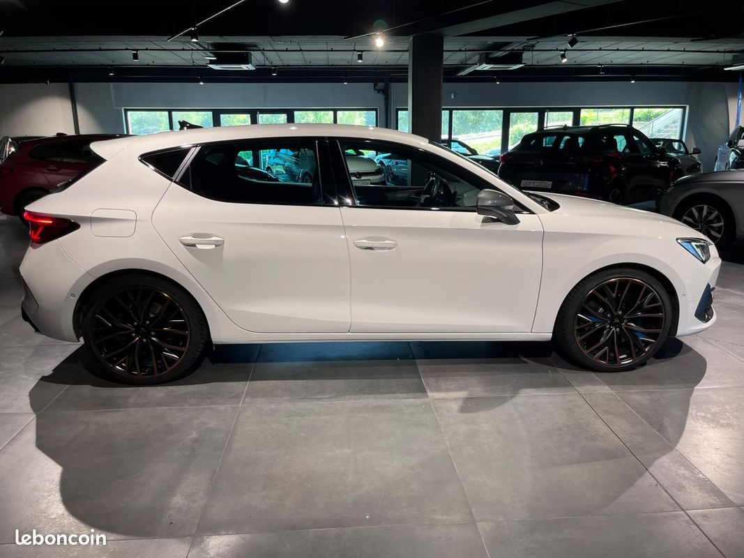 CUPRA LEON 2.0 TSI 300 VZ DSG7 MALUS INCLUS Volant Supersport Beats Audio Caméra (image 26)
