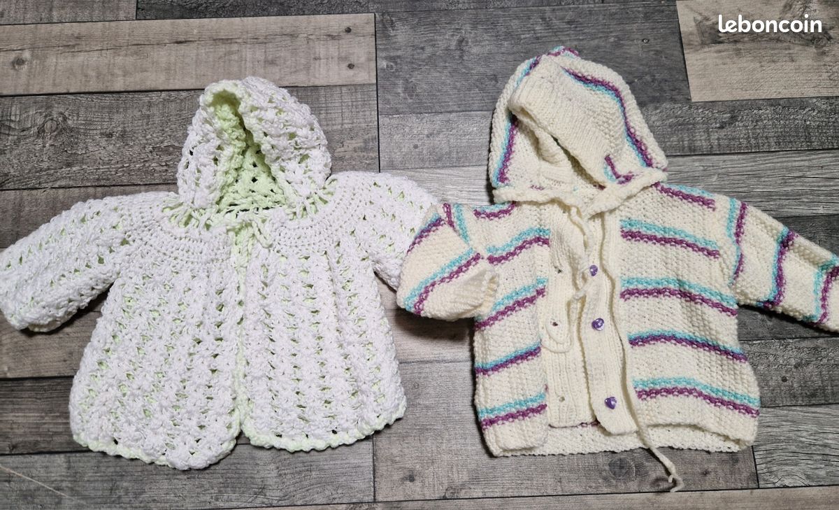 Lot de 21 vêtements fille taille 12 mois an Vêtements bébé