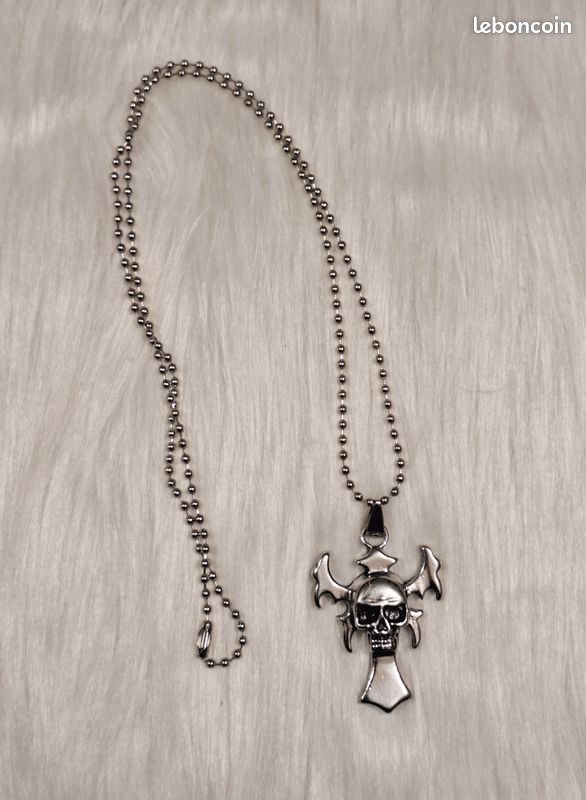 Chaîne et pendentif croix tête de mort acier inoxydable Neuf mixte (image 5)